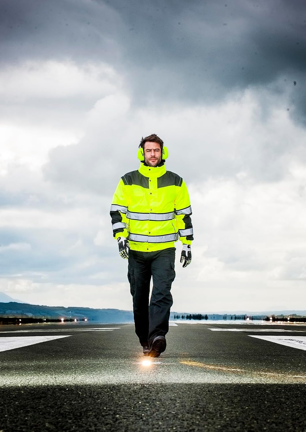 UC566 Hivis Classic Warm Bomber Rain Jacket with Waterproof Taped Seams, Yellowblack, X Large